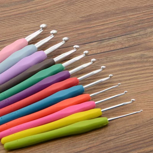 echtheim Häkelnadelset 9 Stück 2 - 6 mm oder 12 Stück 2 - 8 mm bunt Häckeln Strickennadel